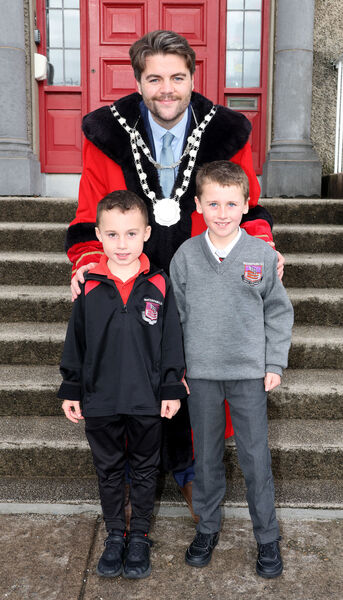 Metropolitan Mayor of Waterford Cllr. Adam Wyse, annul school visits, and is pictured heere with brothers Ted and Joe, on his visit to Waterpark NS. Photo: Joe Evans  Metropolitan Mayor of Waterford Cllr. Adam Wyse, annul school visits, and is pictured heere with brothers Ted and Joe, on his visit to Waterpark NS. Photo: Joe Evans