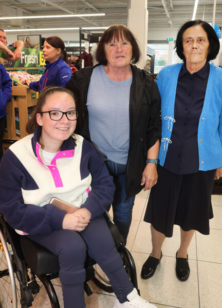 Aoife Dunphy, Ann Dunphy and Ann Dolly Marshall, at the official launch of the New Look Tesco Lisduggan. Photo: Joe Evans  Aoife Dunphy, Ann Dunphy and Ann Dolly Marshall, at the official launch of the New Look Tesco Lisduggan. Photo: Joe Evans