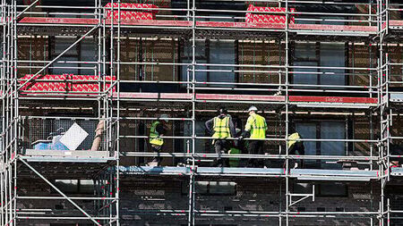 Government spends half a million euro on campaign to attract workers back to Ireland