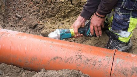 Residents in limbo over fractured pipes