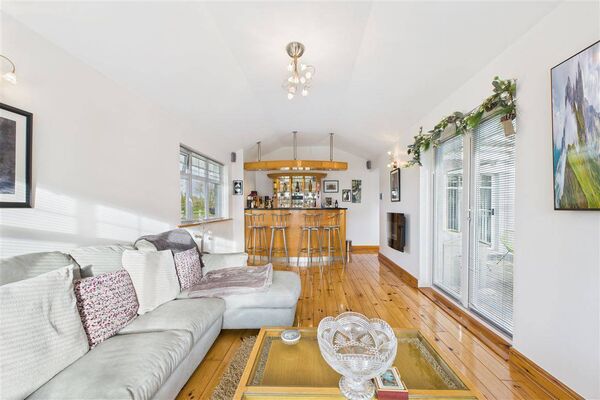 Shanoon, Holy Cross, Butlerstown, Co Waterford Shanoon, Holy Cross, Butlerstown, Co Waterford