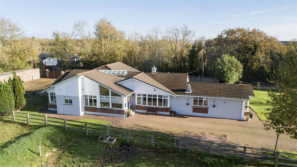 Waterford Property: Fancy a move to the countryside? Fantastic opportunity for horse lovers