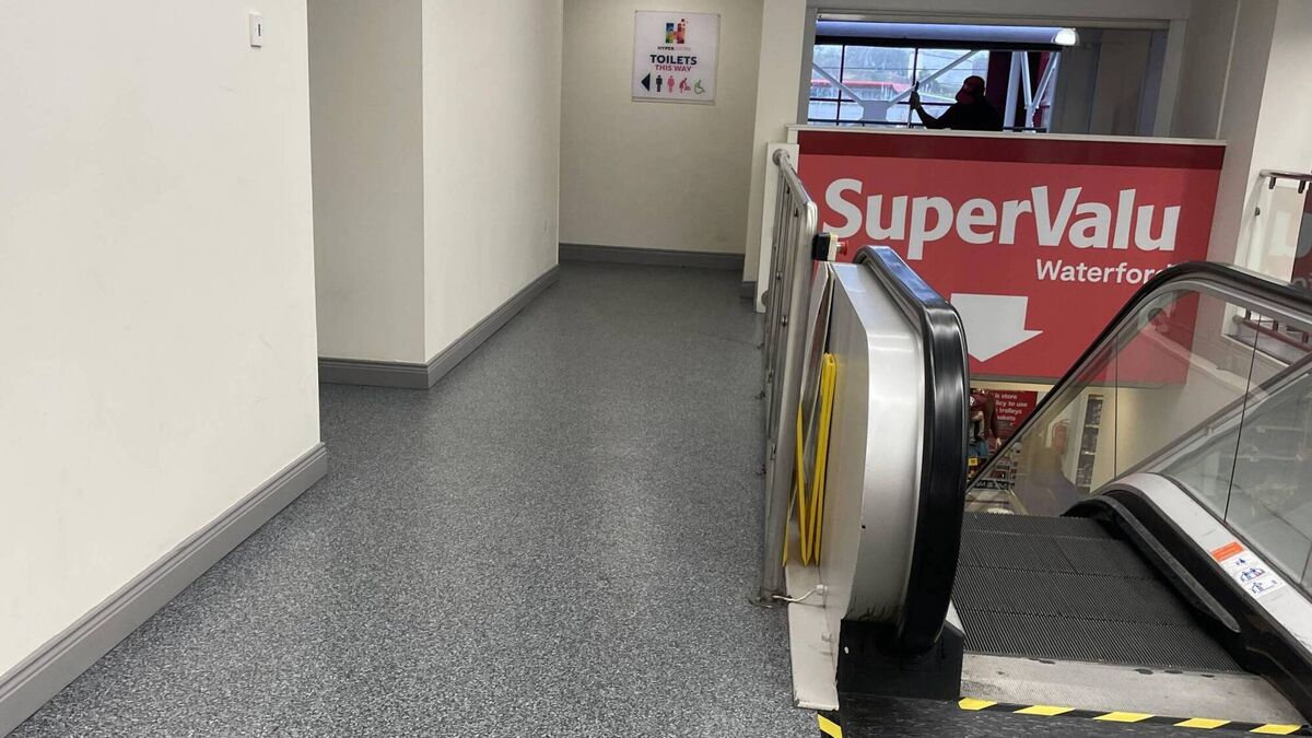 'I didn't feel safe anymore' - security guard stabbed repeatedly with scissors in Hypercentre by intruder
