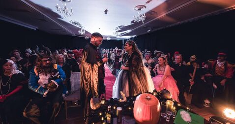Waterford Weddings: Musical couple celebrate spooktacular day