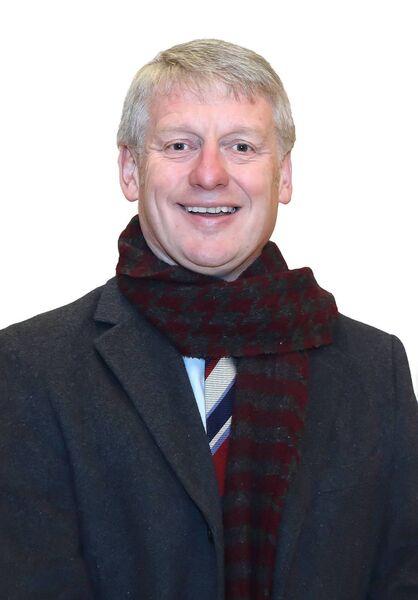 Festive Star Quizmaster, Cllr Jason Murphy. Festive Star Quizmaster, Cllr Jason Murphy.