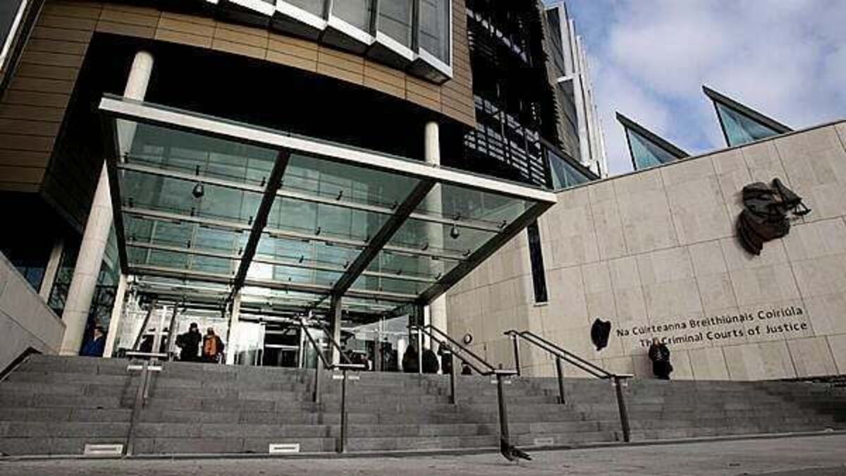 Californian gambling addict caught trying to smuggle €300k worth of drugs is jailed