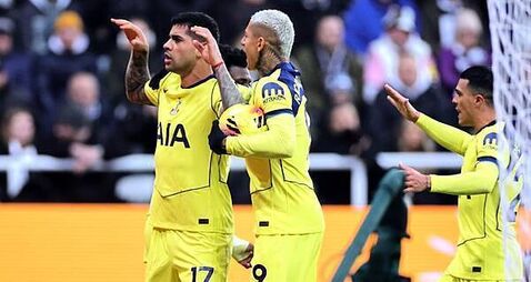 Cristian Romero takes plaudits as Thomas Frank hails Tottenham’s effort in draw