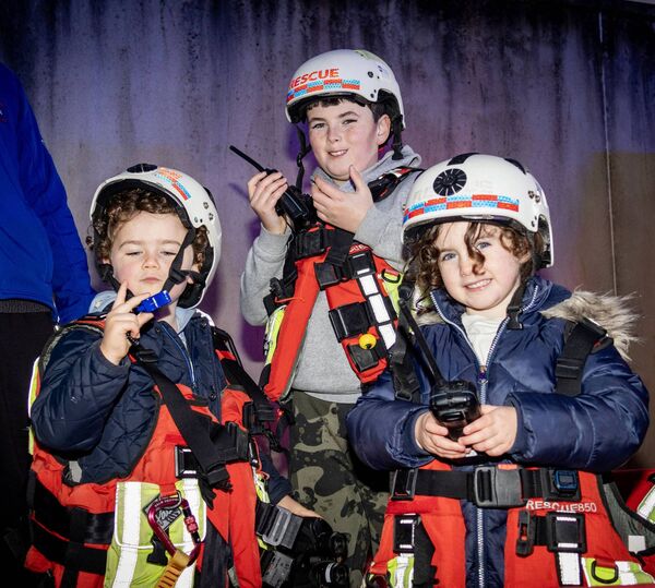 Jacob, Logan and Roisin, at the Winterval Blue ight Parade. Photo: Joe Evans Jacob, Logan and Roisin, at the Winterval Blue ight Parade. Photo: Joe Evans