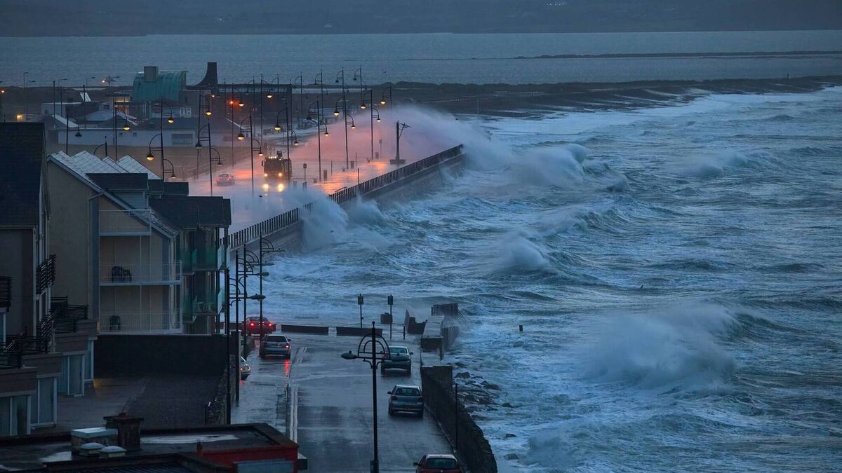 Weather warning for Waterford includes debris warning