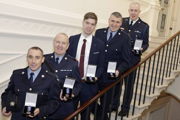 Picture (L-R) Garda Aiden McTigue and Inspector Brendan O’Grady, who were each awarded a Bronze medal and a Certificate of Bravery for the rescue of a man from a canal in Galway City, Garda Sergeant Fergal O’Connor, who was awarded a Bronze medal and a Certificate of Bravery for the rescue of a man from the River Barrow in Carlow town and Superintendent David Nolan and Garda John Carroll, who were each awarded a Bronze medal and a Certificate of Bravery for the attempted rescue of a young man from the River Nore in Kilkenny City. Photo: Maxwells