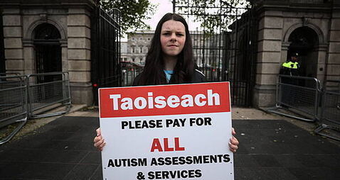 Teen disability activist starts 50-hour sleep-out during Storm Bram