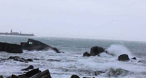 Yellow wind warning issued for three counties