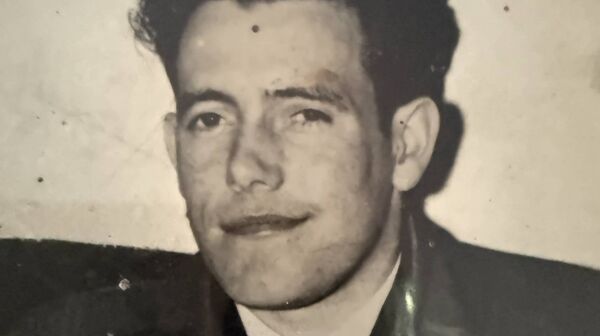 A young Joseph Foley.