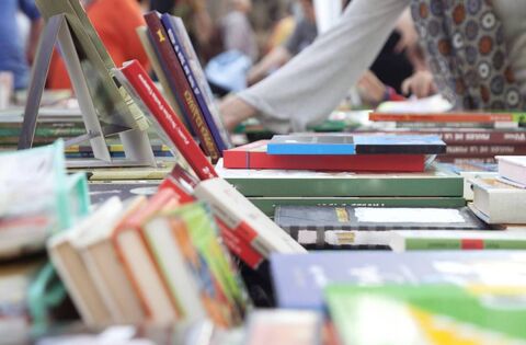 Sale event in Waterford in support of jubilee clock