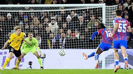 Crystal Palace settle for Conference League play-offs after being held by KuPS