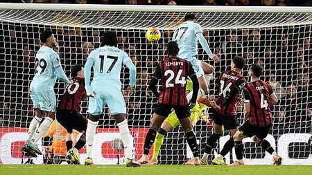 Armando Broja scores late equaliser at Bournemouth to end Burnley’s losing run