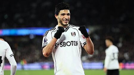 West Ham’s relegation worries deepen as Raul Jimenez goal earns Fulham victory