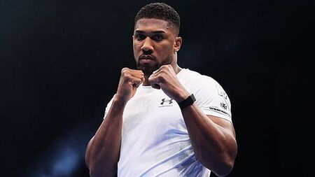 Anthony Joshua suffers ‘minor injuries’ as passenger in fatal car crash in Nigeria