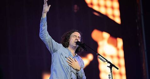 Snow Patrol frontman donates £20k to Belfast soup kitchen