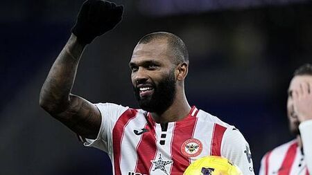 Igor Thiago scores treble as in-form Brentford win six-goal thriller at Everton