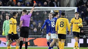 Michael Keane and Jack Grealish sent off as Everton are held by Wolves