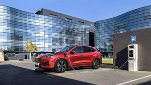 Ford issues fresh fire warning to 2,865 Irish Kuga hybrid owners