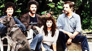 Step back in Déise time: Kate Bush visits 'home' in Dungarvan and more images from Waterford's past