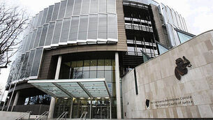 Jury urged to acquit if any doubt that murder-accused kicked man in the head