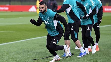 Mohamed Salah travels with Liverpool squad for Marseille clash