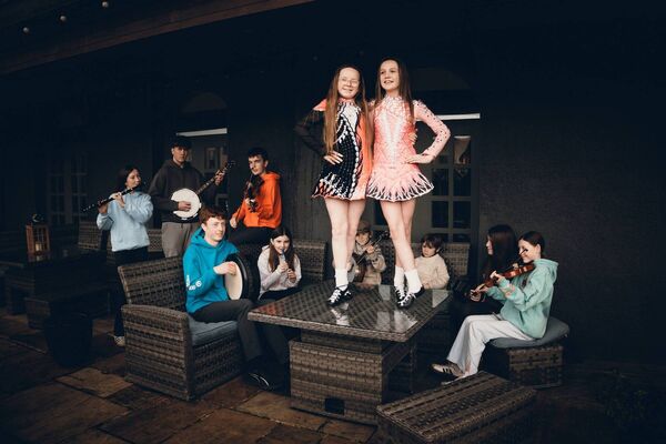 Pictured at the launch of Déise Ábu Youth Music Song and Dance Weekend in Lawlor's Hotel, Dungarvan are Fox Miller (Banjo), Jay Miller (Tin Whistle / Harp), Áine Byrne (Fiddle), Emma Collins (Concertina / Bodhrán), Zoë Collins (Tin Whistle), Ciarán Carroll (Fiddle), Rory Mulcahy (Banjo), Jack Hennessy (Guitar), Emily Curran (Concertina), Ewan Donnelly (Singer & Mandolin) and Caoimhe Byrne (Flute) along with dancers Lola Walsh and Abby Duggan. Photo by Nathan Burke Photography. Pictured at the launch of Déise Ábu Youth Music Song and Dance Weekend in Lawlor's Hotel, Dungarvan are Fox Miller (Banjo), Jay Miller (Tin Whistle / Harp), Áine Byrne (Fiddle), Emma Collins (Concertina / Bodhrán), Zoë Collins (Tin Whistle), Ciarán Carroll (Fiddle), Rory Mulcahy (Banjo), Jack Hennessy (Guitar), Emily Curran (Concertina), Ewan Donnelly (Singer & Mandolin) and Caoimhe Byrne (Flute) along with dancers Lola Walsh and Abby Duggan. Photo by Nathan Burke Photography.