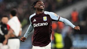 Substitute Jimoh-Aloba crowns Aston Villa comeback with late winner