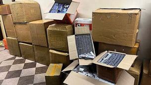 DUP leader: Kneecap’s ‘balaclava has slipped’ DUP leader: Kneecap’s ‘balaclava has slipped’