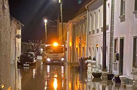 Waterford feels the effects of Storm Chandra as weather warning set to continue