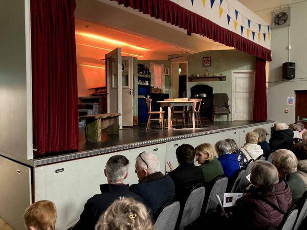 The performance of 'Da' was extremely well attended in Ballymacarbry Community Centre.