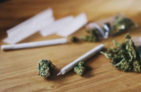  Waterford Garda seize cannabis and arrest man in John Street search and seizure 