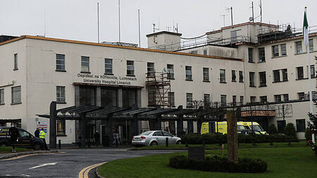 Trolley watch: 596 patients waiting for beds in hospitals