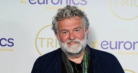 Hairy Biker Si King says mum and Dave Myers inspired him to launch care campaign