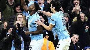 Man City squeeze past stubborn Salford to reach FA Cup fifth round