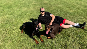 Almost one in four people set screen limits on their devices, survey shows Almost one in four people set screen limits on their devices, survey shows