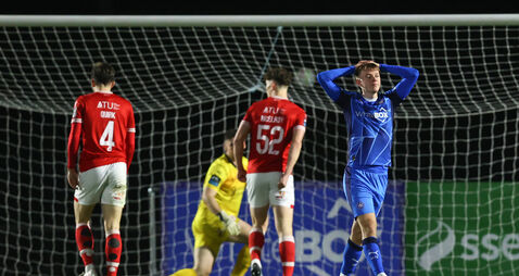 Blues miss a golden chance to pick up their win of the season