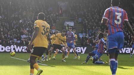 Evann Guessand’s last-gasp effort enough as Crystal Palace defeat 10-man Wolves