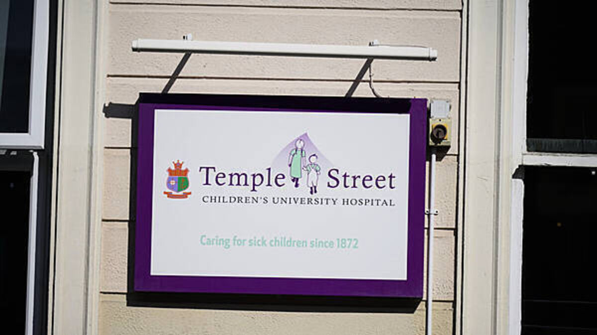 1,700 children left waiting over four weeks for 'urgent' appointments