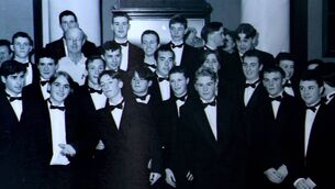 <p>De La Salle College graduation Ball in the Tower Hotel back in 1994</p>