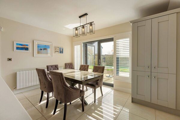 14 Waters Edge, Dungarvan, Co. Waterford. 14 Waters Edge, Dungarvan, Co. Waterford.