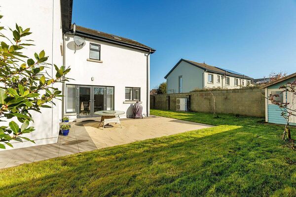 14 Waters Edge, Dungarvan, Co. Waterford. 14 Waters Edge, Dungarvan, Co. Waterford.