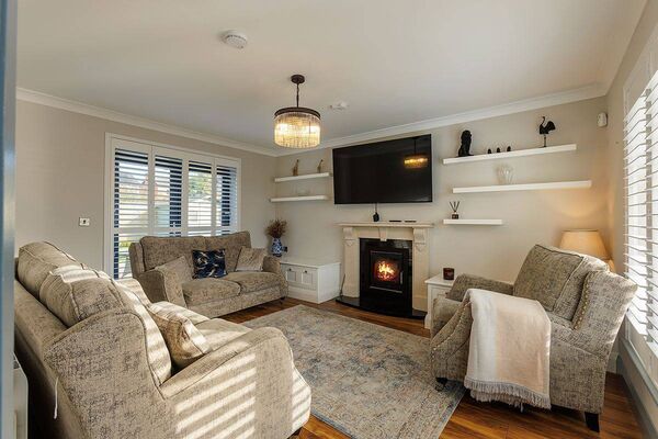 14 Waters Edge, Dungarvan, Co. Waterford. 14 Waters Edge, Dungarvan, Co. Waterford.