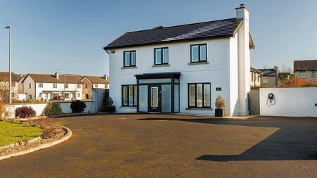 Waterford Property: Beautiful waterside setting sets off exceptional home