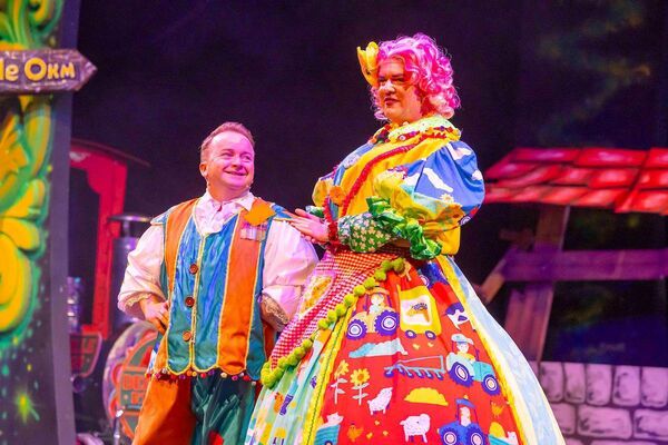 Richie Hayes, left, won Best Male Comic Performance for his role in Jack and the Beanstalk at SETU Arena. Photo: Patrick Browne