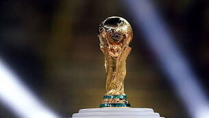 Ismaila Sarr double sends Crystal Palace through to Conference League last eight