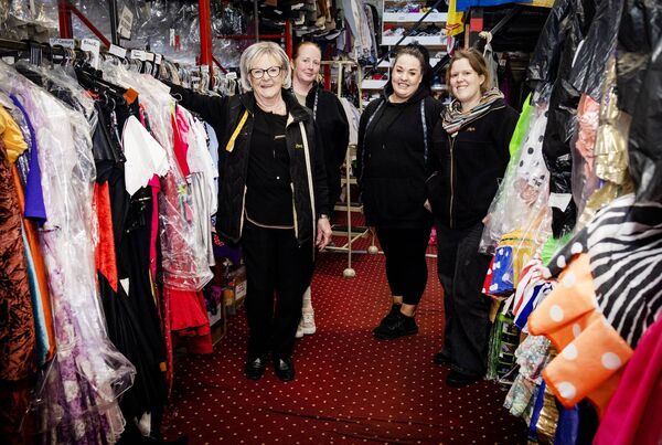 Blánaid MacCann with Jenna Fleming, Donna Bradley and Dawn Sharpe, at NOMAC Productions in Tycor. 	Photo: Joe Evans